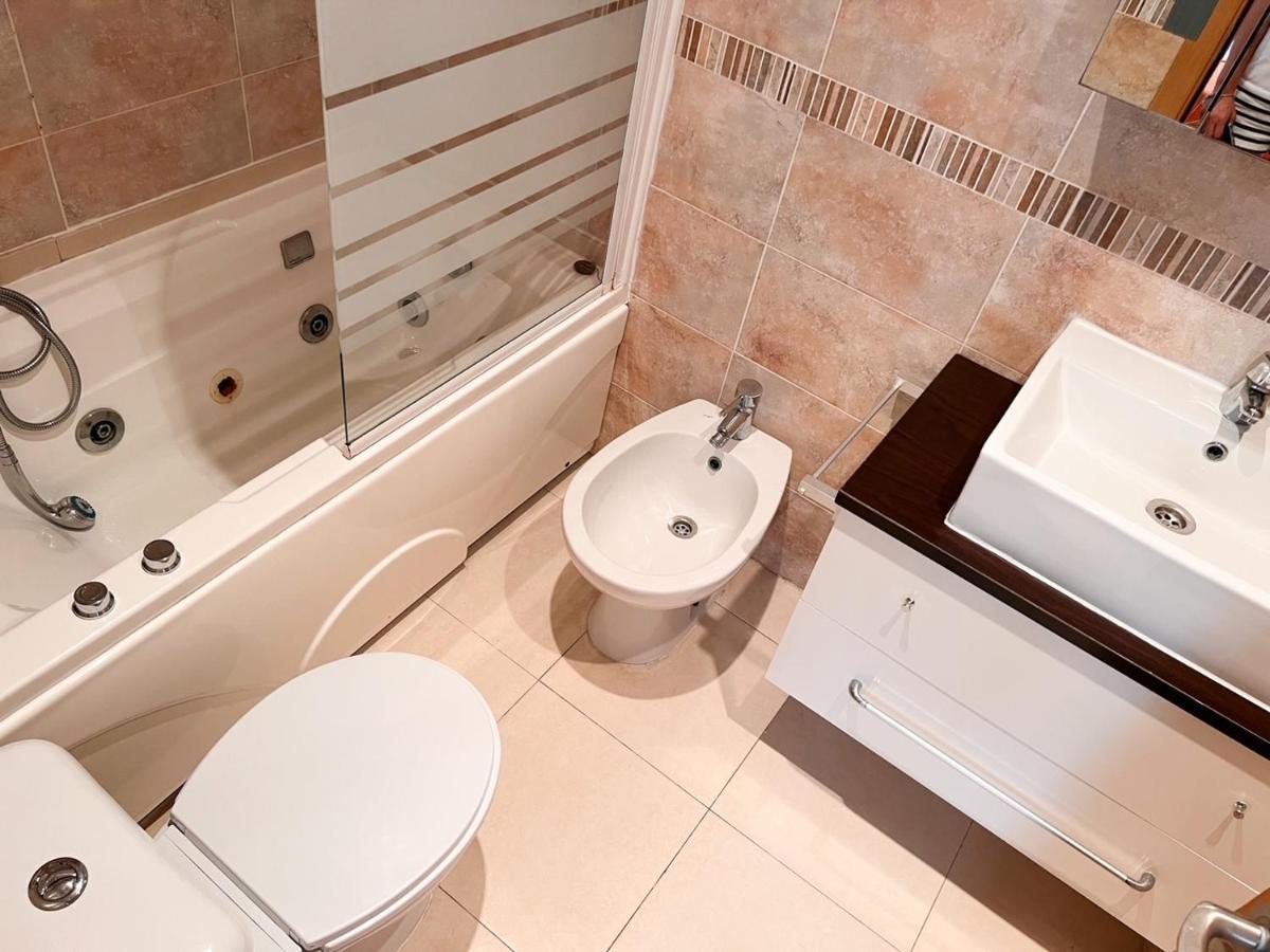 Apartamentos Boutique Calablanca أوروبيسا ذيل مار المظهر الخارجي الصورة